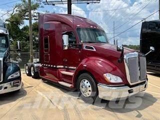 Kenworth T680 中古トラクターヘッド | トレーラーヘッド