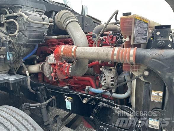 Kenworth T680 中古トラクターヘッド | トレーラーヘッド