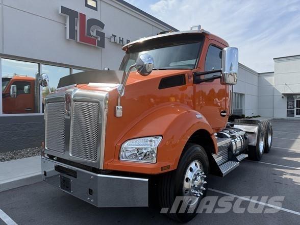 Kenworth T880 中古トラクターヘッド | トレーラーヘッド
