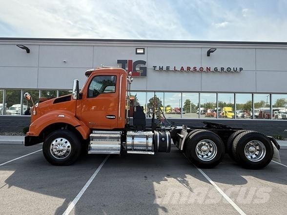 Kenworth T880 中古トラクターヘッド | トレーラーヘッド