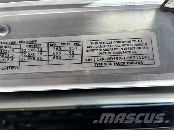 Kenworth W900 中古トラクターヘッド | トレーラーヘッド
