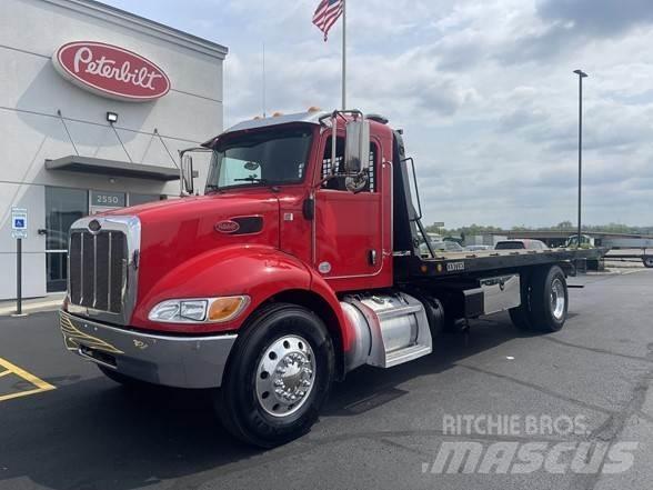 Peterbilt 337 平ボディー