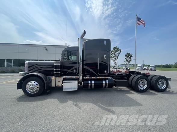 Peterbilt 379 中古トラクターヘッド | トレーラーヘッド