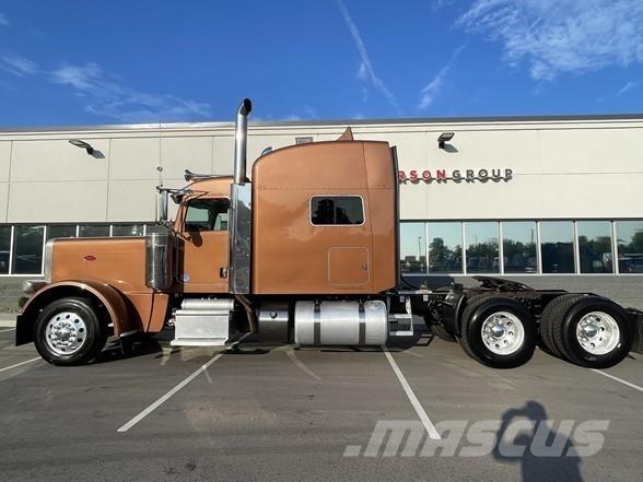 Peterbilt 389 中古トラクターヘッド | トレーラーヘッド