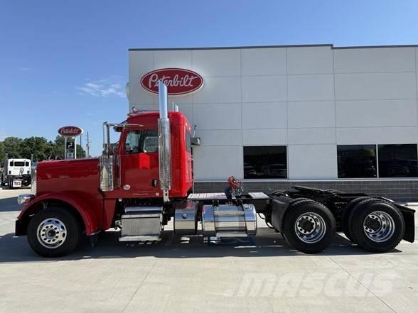 Peterbilt 389 中古トラクターヘッド | トレーラーヘッド