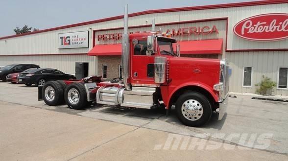 Peterbilt 389 中古トラクターヘッド | トレーラーヘッド