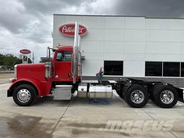 Peterbilt 389 中古トラクターヘッド | トレーラーヘッド