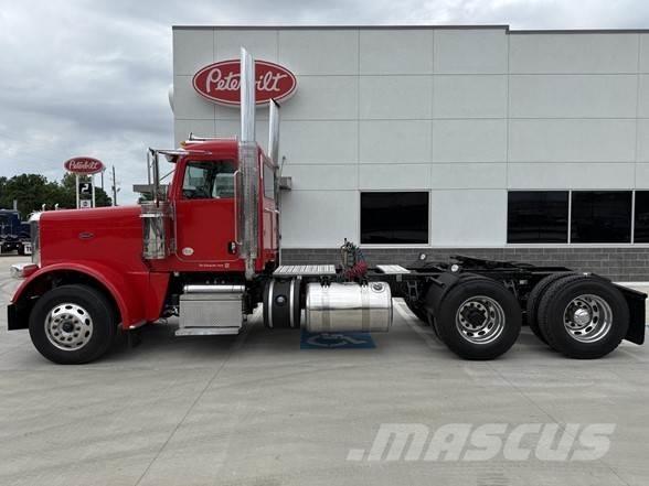Peterbilt 389 中古トラクターヘッド | トレーラーヘッド