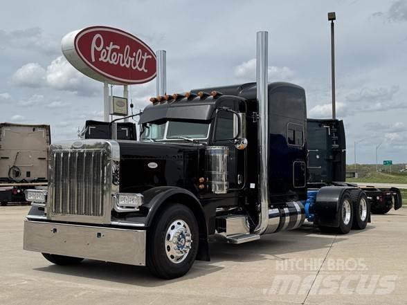Peterbilt 389 中古トラクターヘッド | トレーラーヘッド