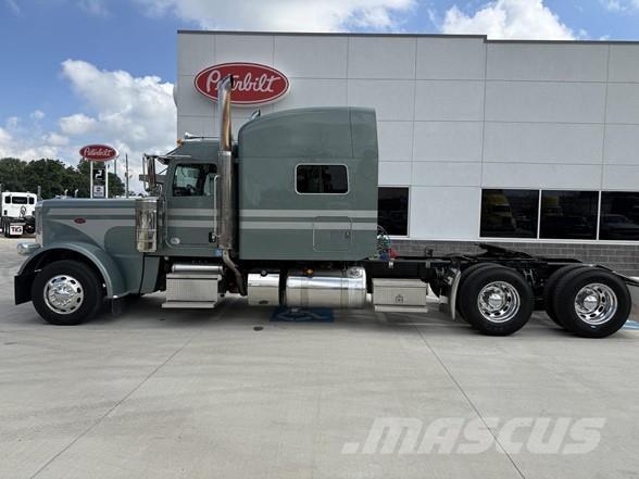 Peterbilt 389 中古トラクターヘッド | トレーラーヘッド