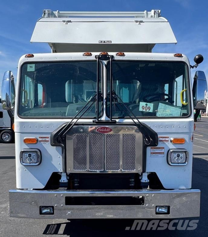 Peterbilt 520 塵芥車、パッカー車