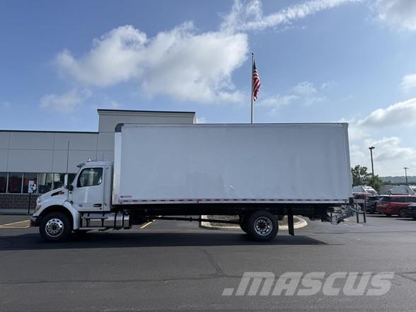 Peterbilt 536 ボックスボディー、ウイング、箱車