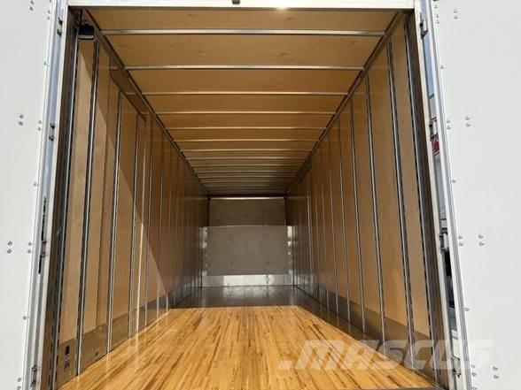 Peterbilt 536 ボックスボディー、ウイング、箱車