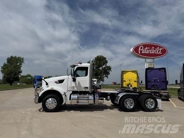 Peterbilt 567 中古トラクターヘッド | トレーラーヘッド