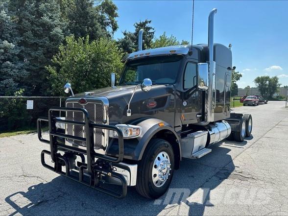 Peterbilt 567 中古トラクターヘッド | トレーラーヘッド