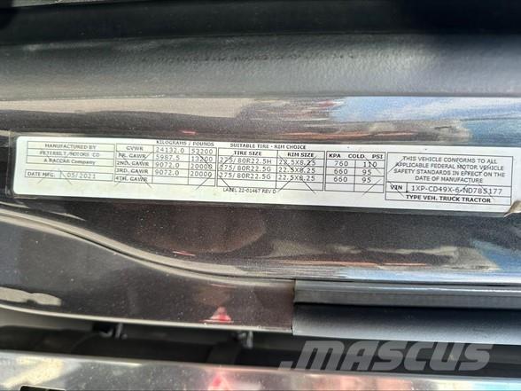 Peterbilt 567 中古トラクターヘッド | トレーラーヘッド