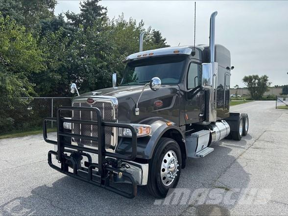 Peterbilt 567 中古トラクターヘッド | トレーラーヘッド