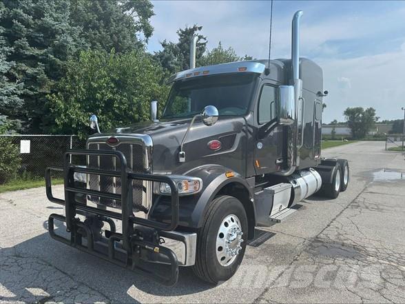 Peterbilt 567 中古トラクターヘッド | トレーラーヘッド