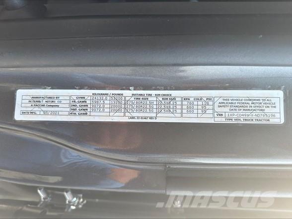 Peterbilt 567 中古トラクターヘッド | トレーラーヘッド