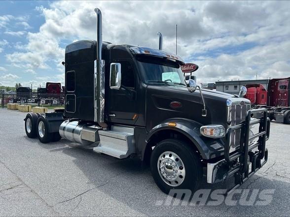 Peterbilt 567 中古トラクターヘッド | トレーラーヘッド