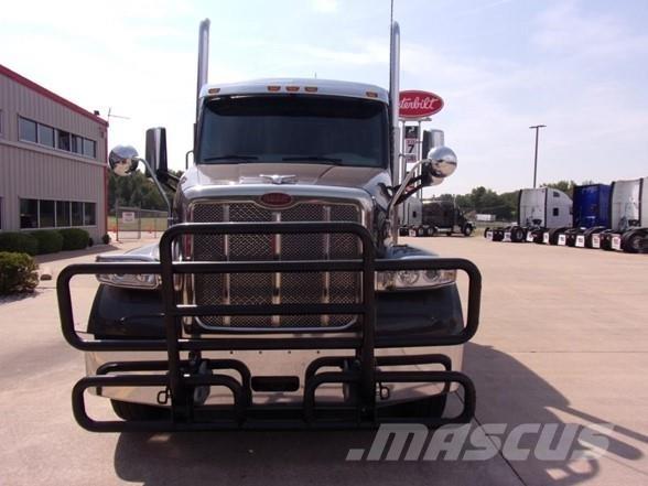 Peterbilt 567 中古トラクターヘッド | トレーラーヘッド