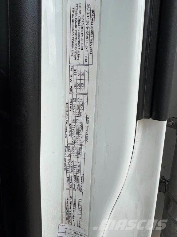 Peterbilt 567 中古トラクターヘッド | トレーラーヘッド