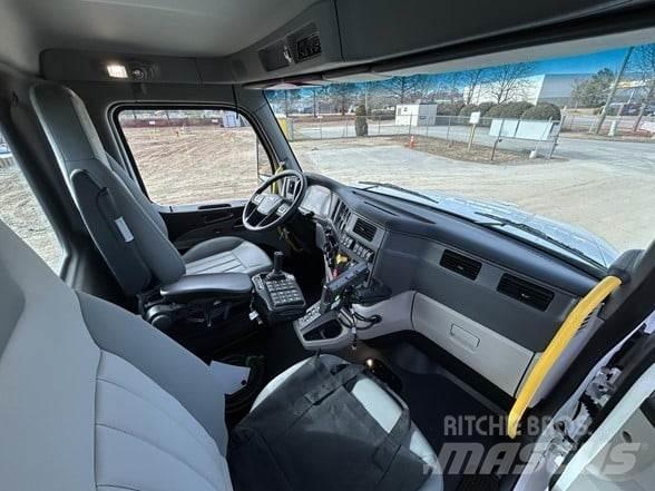 Peterbilt 567 建設機械 -　その他
