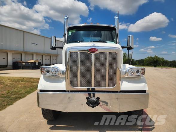 Peterbilt 567 中古トラクターヘッド | トレーラーヘッド