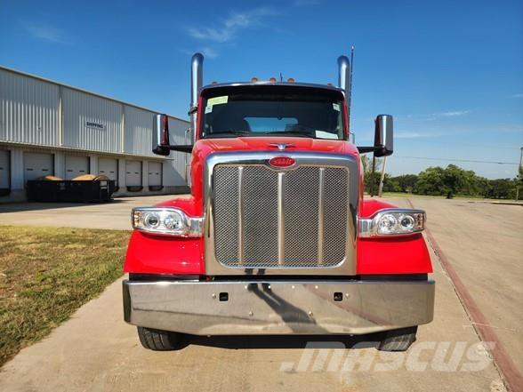 Peterbilt 567 中古トラクターヘッド | トレーラーヘッド