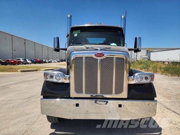 Peterbilt 567 中古トラクターヘッド | トレーラーヘッド