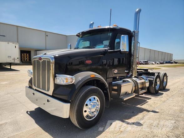Peterbilt 567 中古トラクターヘッド | トレーラーヘッド
