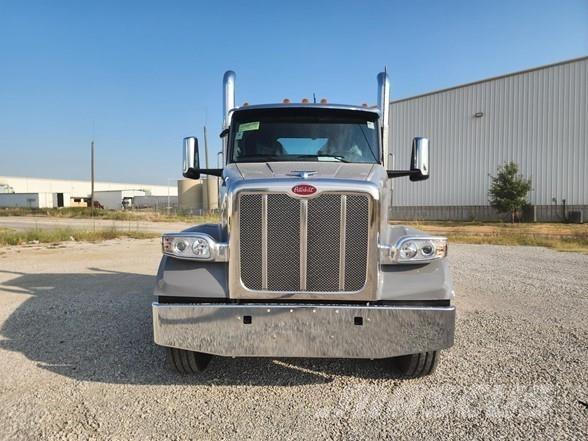 Peterbilt 567 中古トラクターヘッド | トレーラーヘッド