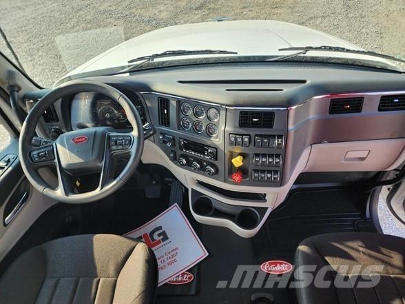 Peterbilt 567 中古トラクターヘッド | トレーラーヘッド
