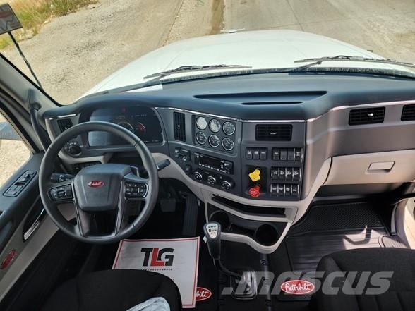 Peterbilt 567 中古トラクターヘッド | トレーラーヘッド