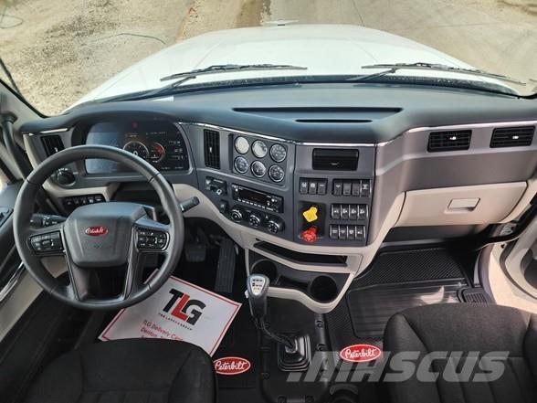 Peterbilt 567 中古トラクターヘッド | トレーラーヘッド