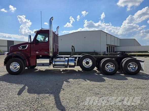Peterbilt 567 中古トラクターヘッド | トレーラーヘッド