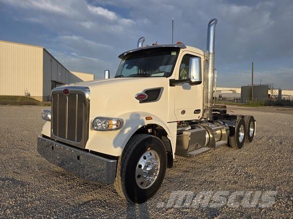 Peterbilt 567 中古トラクターヘッド | トレーラーヘッド