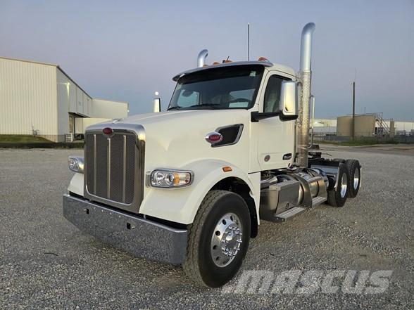 Peterbilt 567 中古トラクターヘッド | トレーラーヘッド