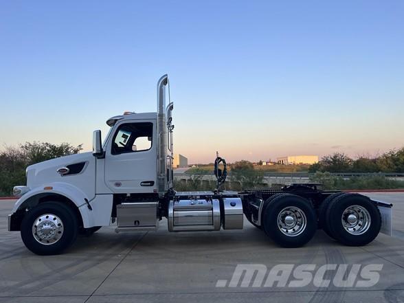 Peterbilt 567 中古トラクターヘッド | トレーラーヘッド