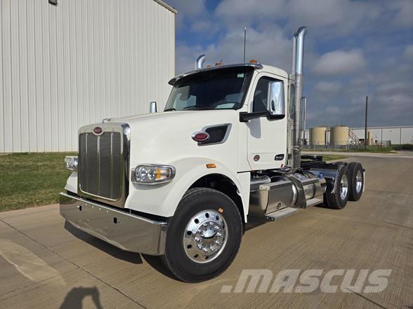 Peterbilt 567 中古トラクターヘッド | トレーラーヘッド