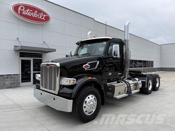 Peterbilt 567 中古トラクターヘッド | トレーラーヘッド