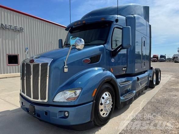 Peterbilt 579 中古トラクターヘッド | トレーラーヘッド