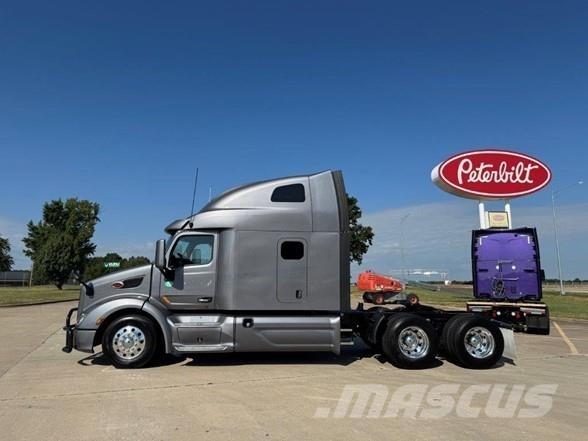 Peterbilt 579 中古トラクターヘッド | トレーラーヘッド