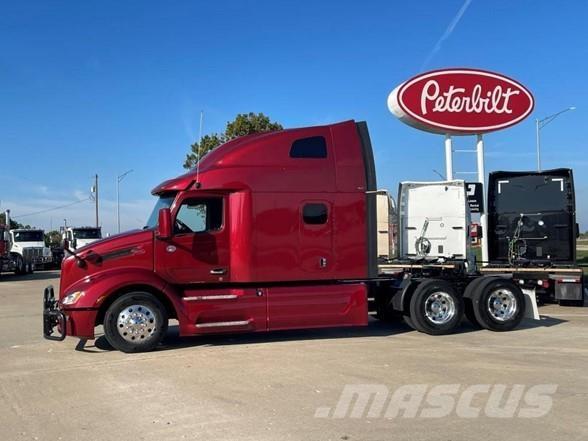 Peterbilt 579 中古トラクターヘッド | トレーラーヘッド