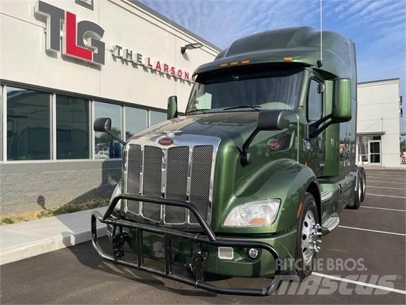 Peterbilt 579 中古トラクターヘッド | トレーラーヘッド