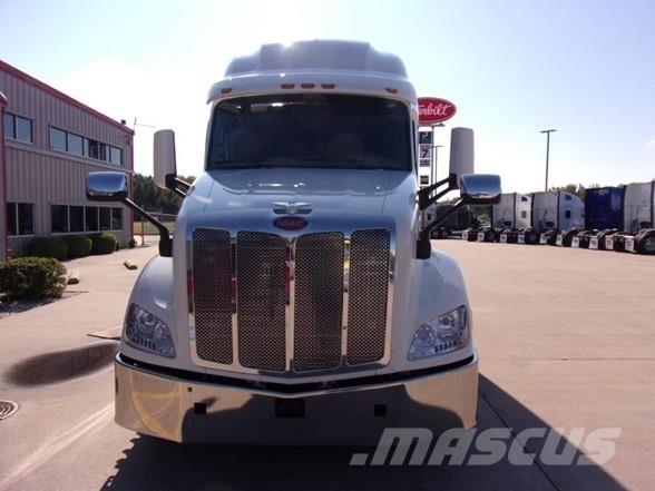 Peterbilt 579 中古トラクターヘッド | トレーラーヘッド
