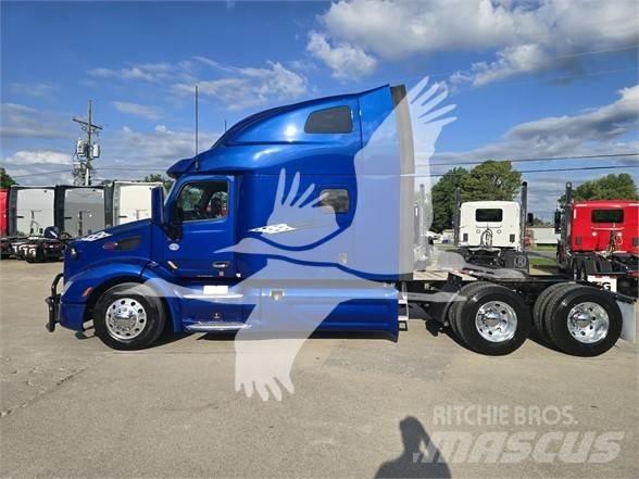 Peterbilt 579 中古トラクターヘッド | トレーラーヘッド