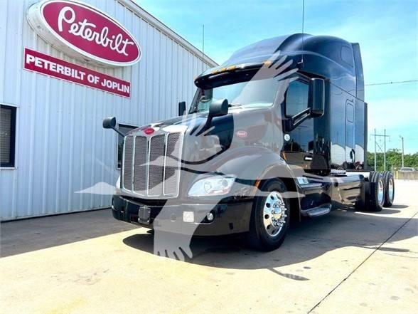 Peterbilt 579 中古トラクターヘッド | トレーラーヘッド
