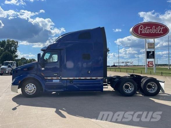 Peterbilt 579 中古トラクターヘッド | トレーラーヘッド