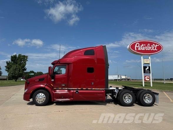 Peterbilt 579 中古トラクターヘッド | トレーラーヘッド
